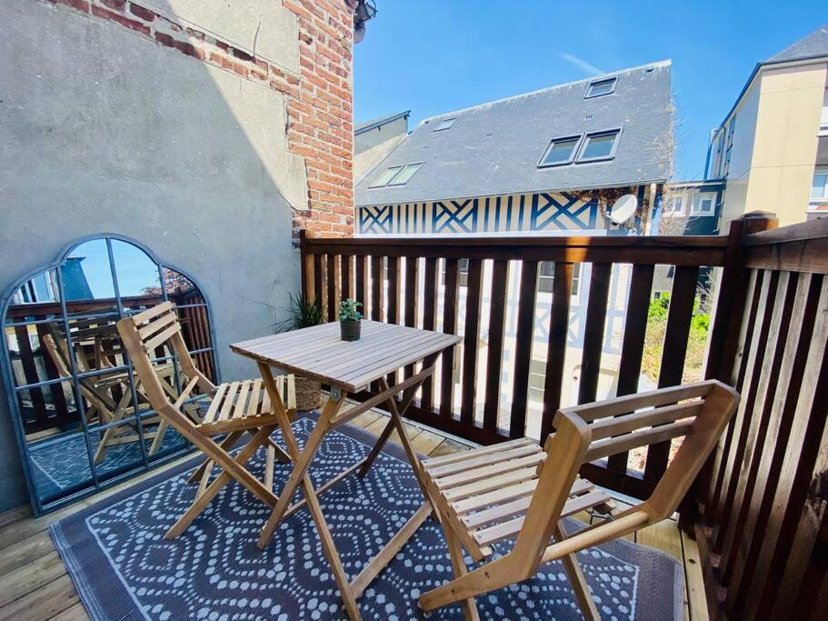 Studio Avec Terrasse A Deauville Luaran gambar