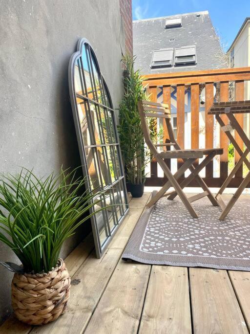 Studio Avec Terrasse A Deauville Luaran gambar